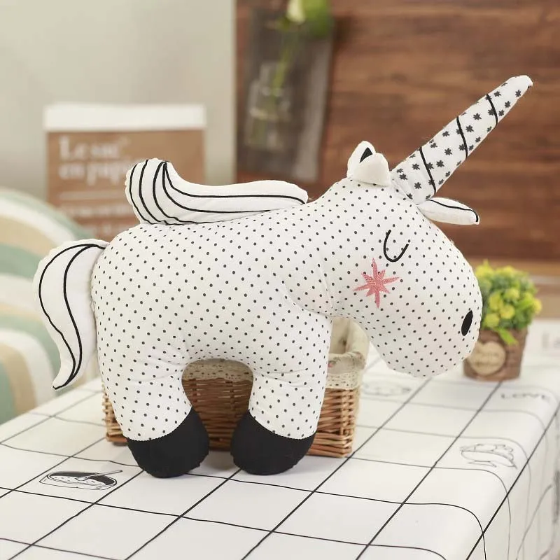 دمية محشوة بالقطن على شكل أرنب - مراجعة Unicorn Stuffed Toy وسعره